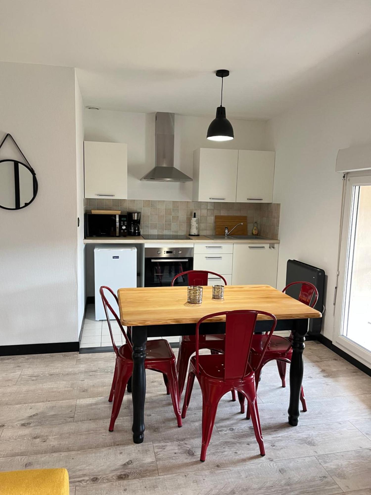 Apartment Alaimo Et Les2roses